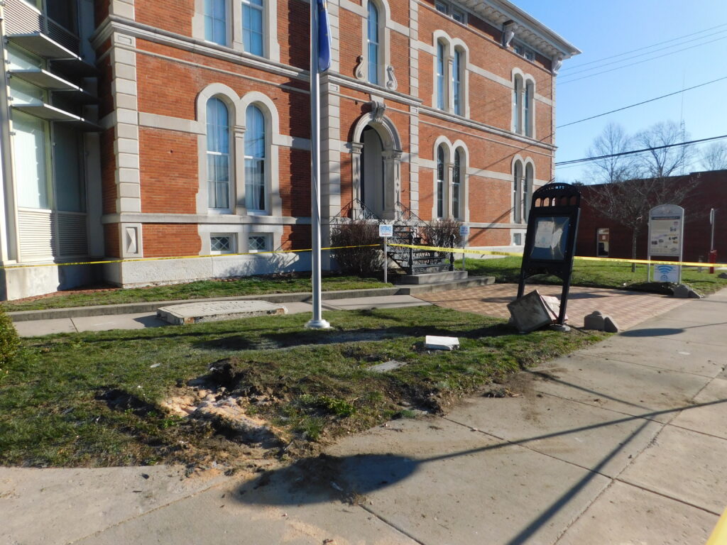 Centerville library closing for 2 weeks to replace roof Western Wayne