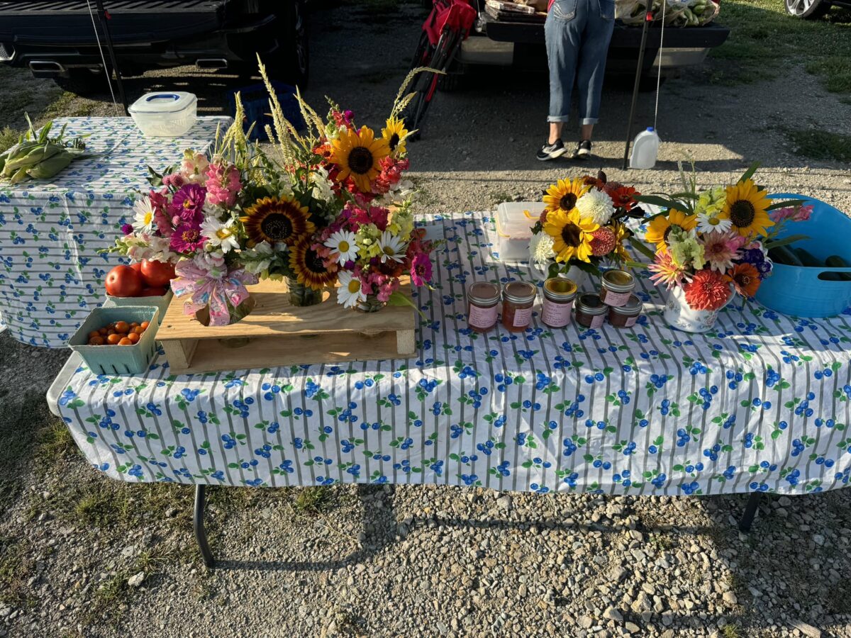 Farmers markets seeking vendors