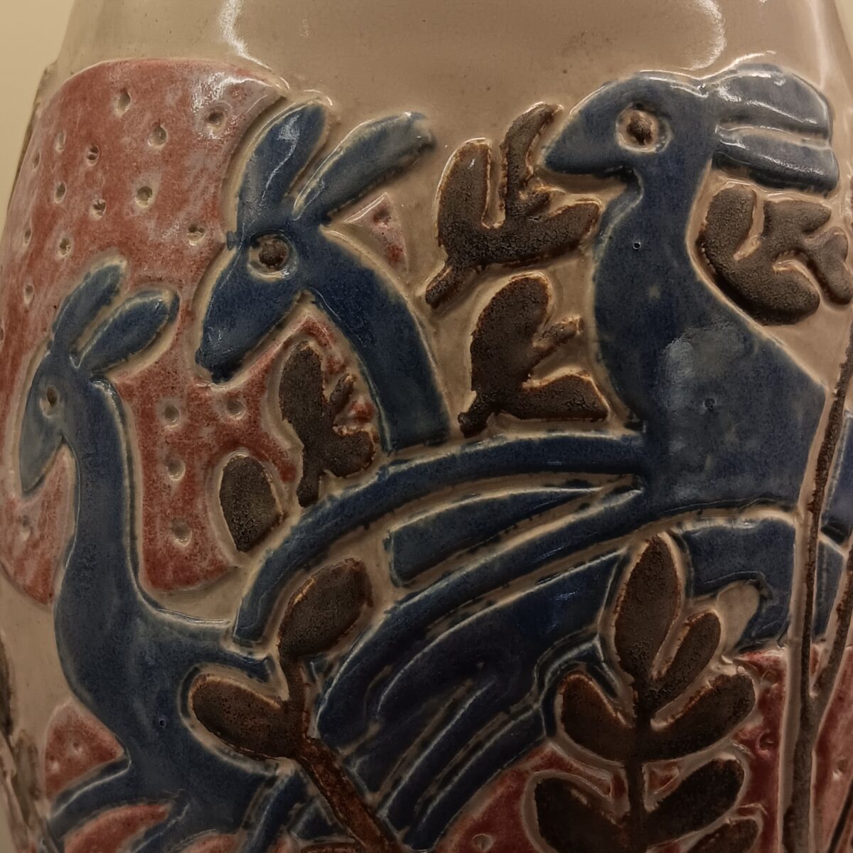 Smithsonian borrowing Overbeck-made vase
