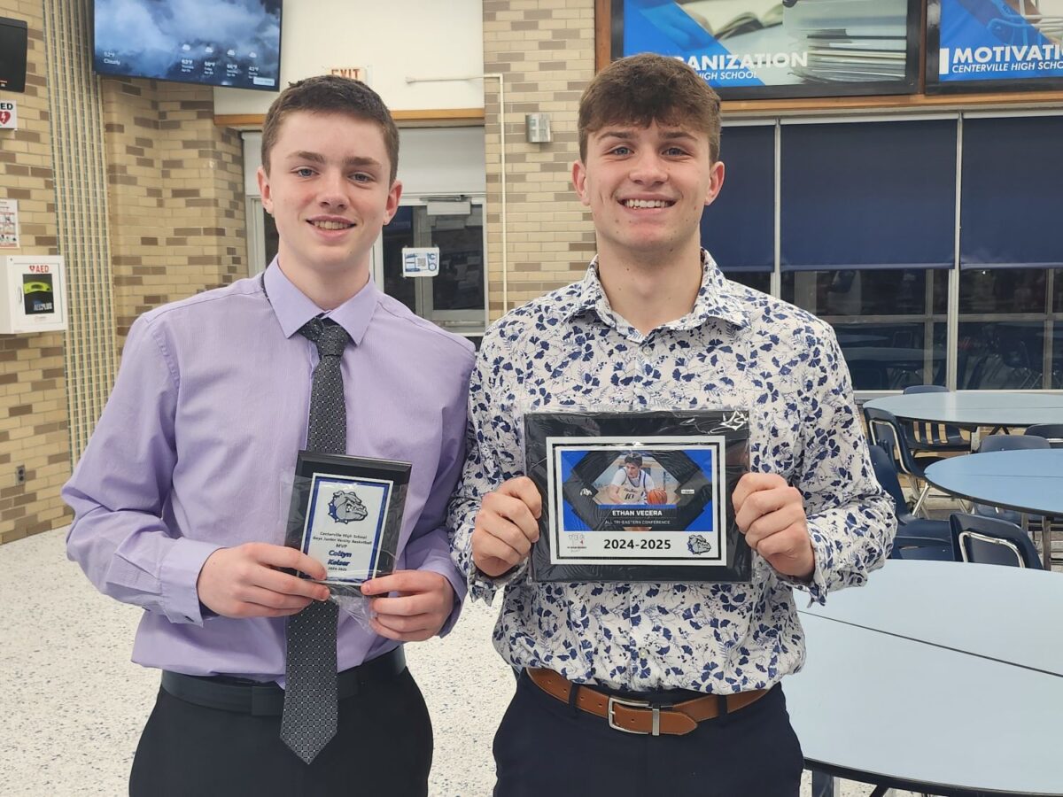 Centerville honors basketball players - Western Wayne News