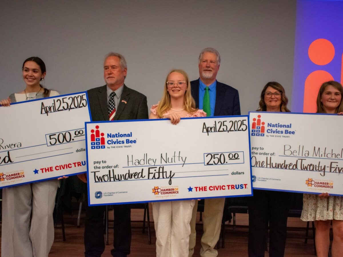 Hibberd student wins civics bee