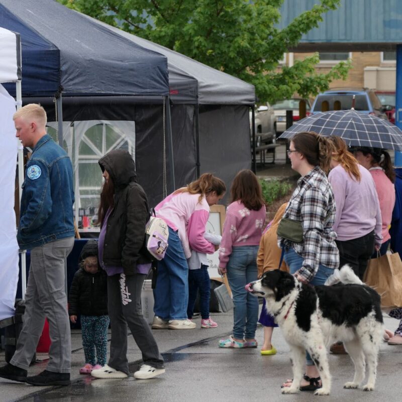 Farmers market registration begins