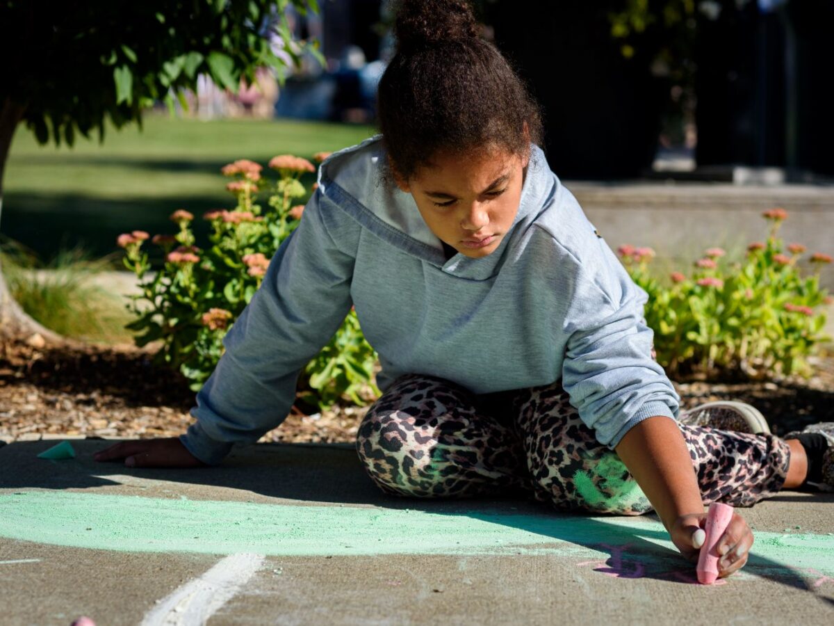 PHOTOS: Chalk stars
