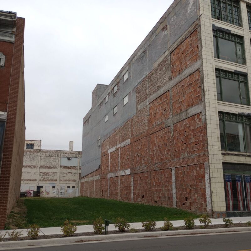 Lot’s future: Green space to enjoy lunch