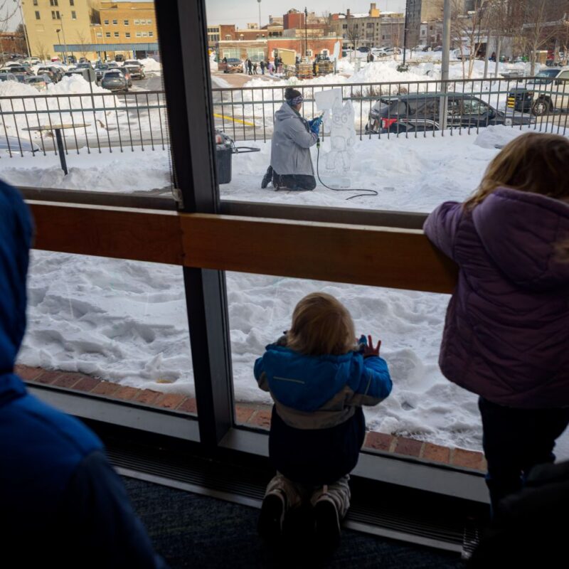 PHOTOS: Icy show’s a cut above