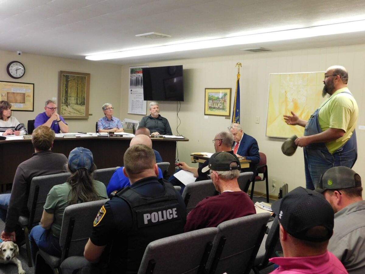 Trash pickup costs rise for Cambridge City