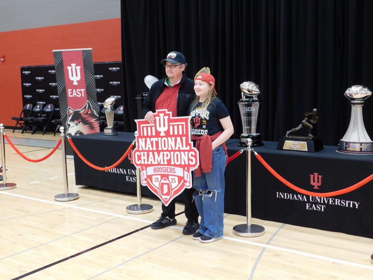 PHOTOS: Hoosier Hysteria, football style