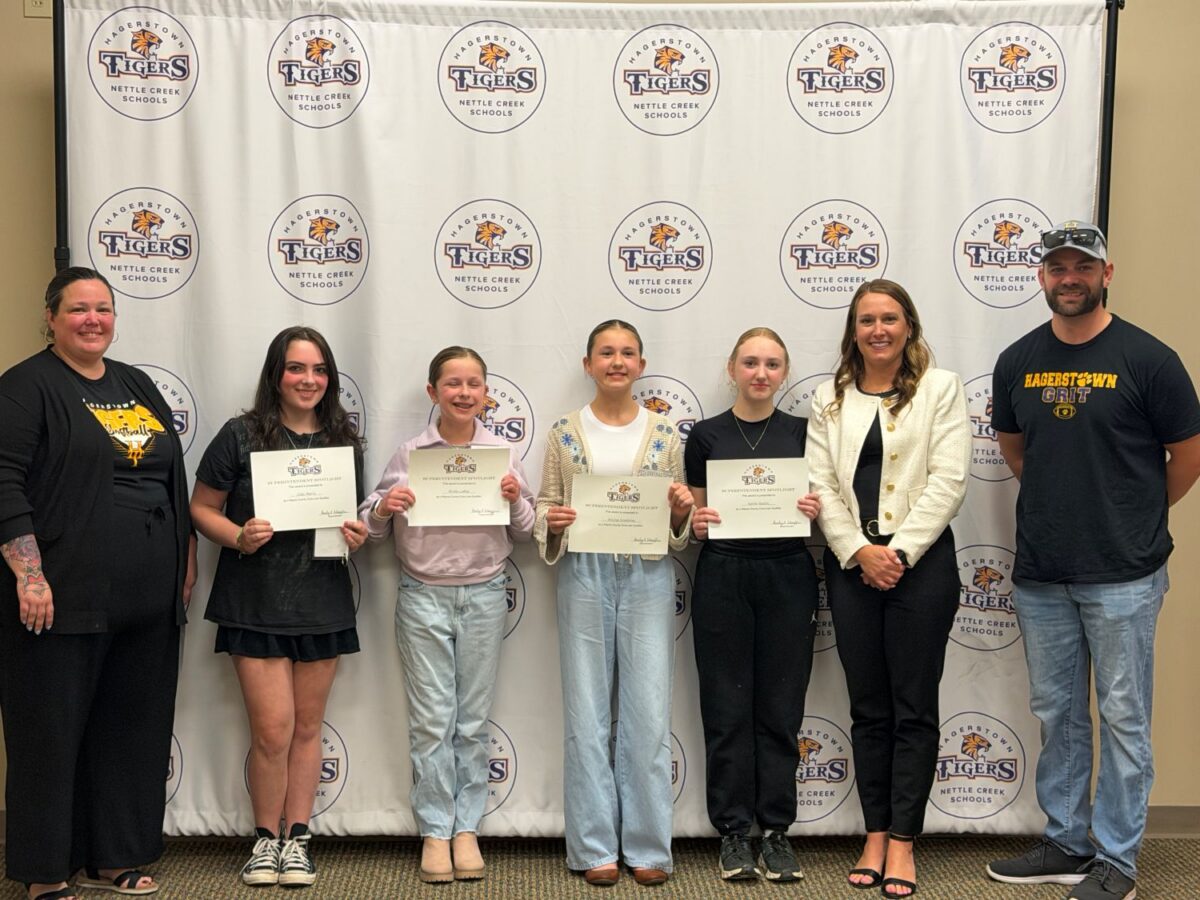 Civic knowledge, theater club celebrated at meeting