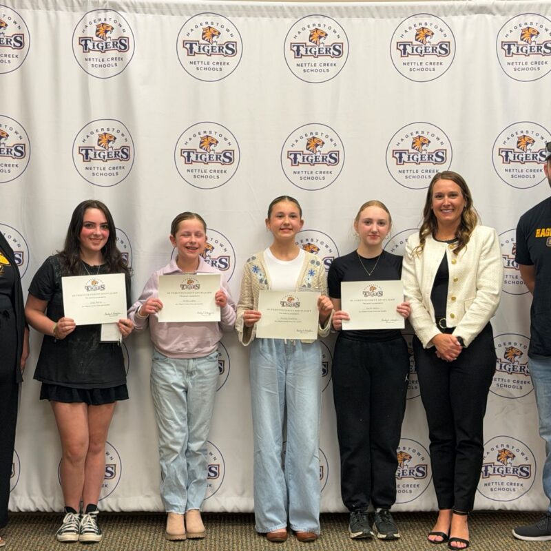 Civic knowledge, theater club celebrated at meeting