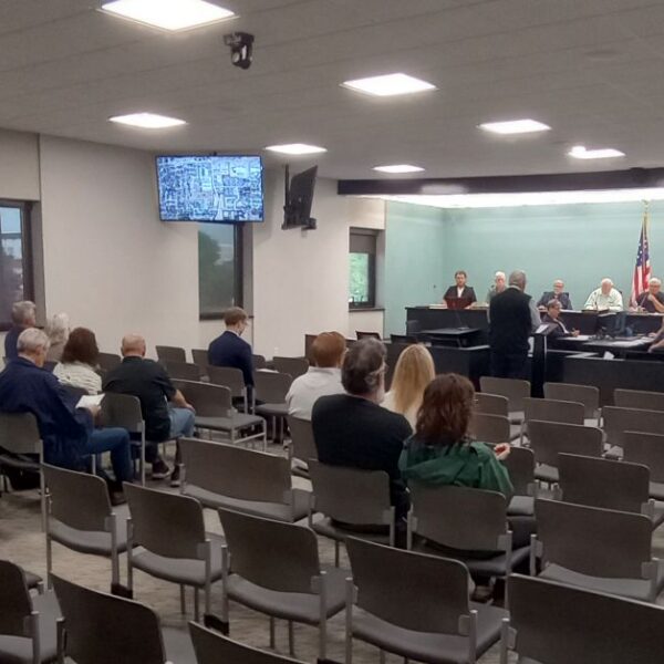 Proposed condos amplify traffic concerns