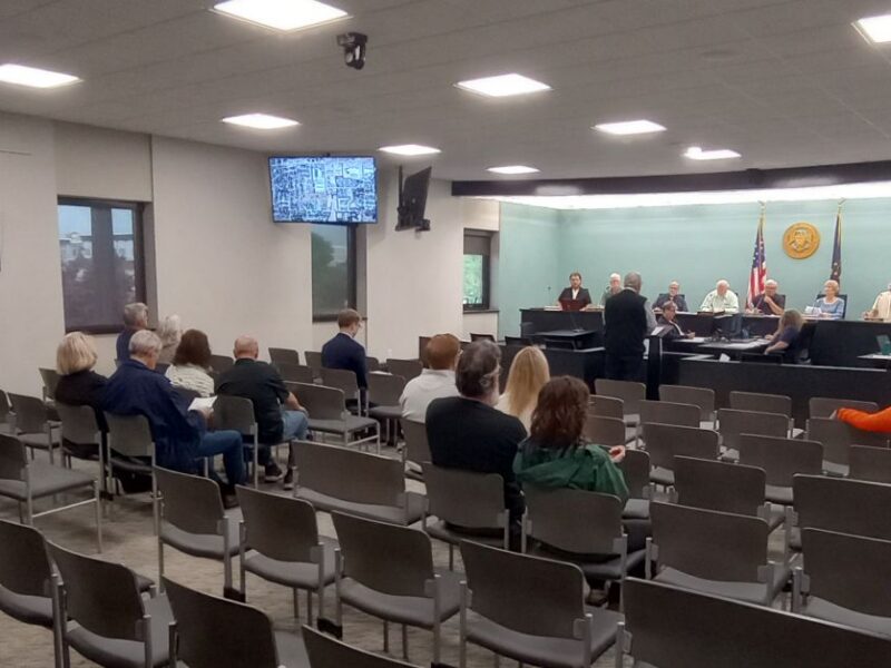 Proposed condos amplify traffic concerns