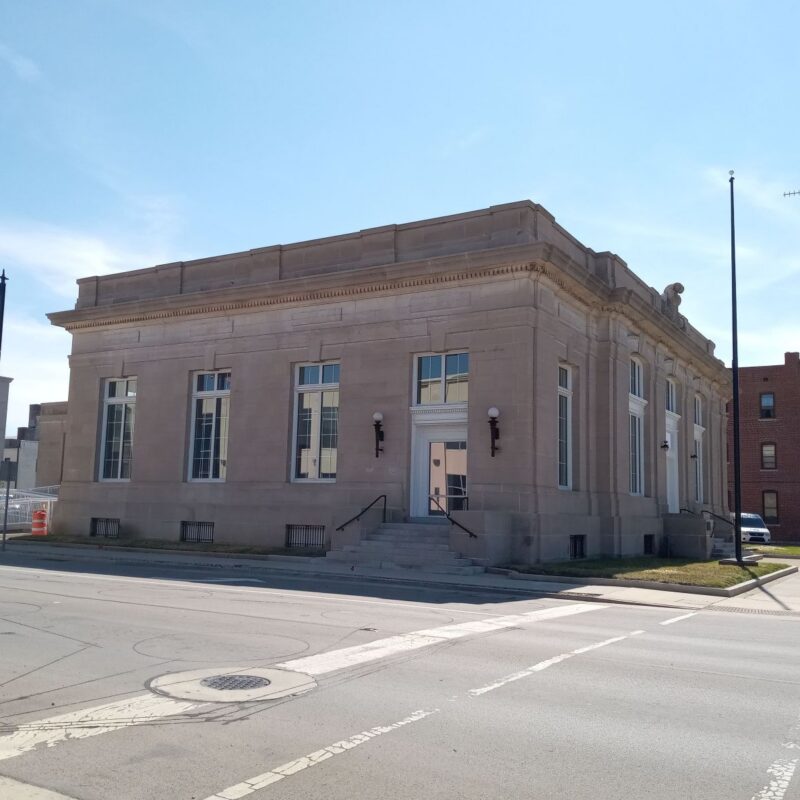Bank: No immediate plans for former Hall of Fame