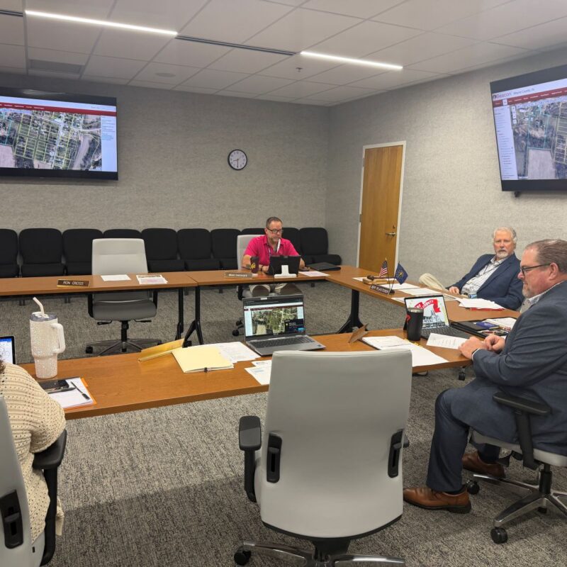Commissioners approve contracts, ordinance  