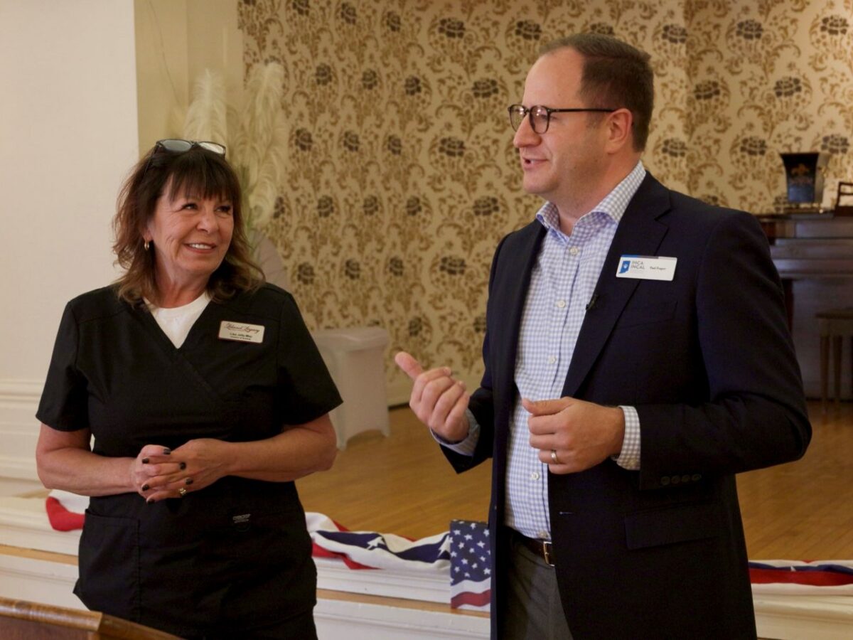 Richmond nurse receives caregiver award