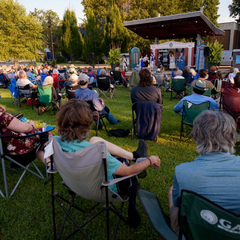 PHOTOS: Bard work on Elstro lawn