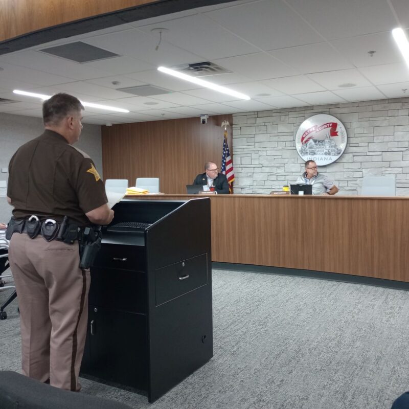 4 providers submit county ambulance proposals